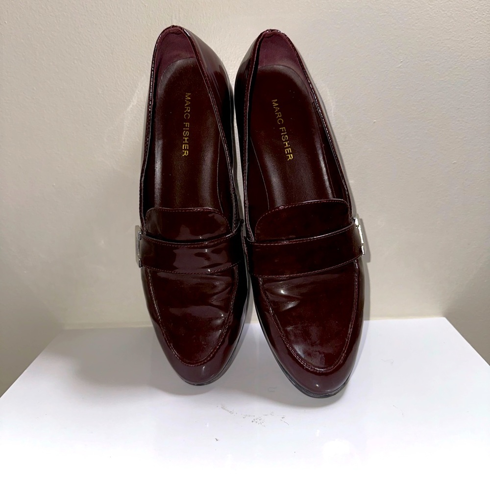 Marc Fisher Maroon Loafers Sz 7